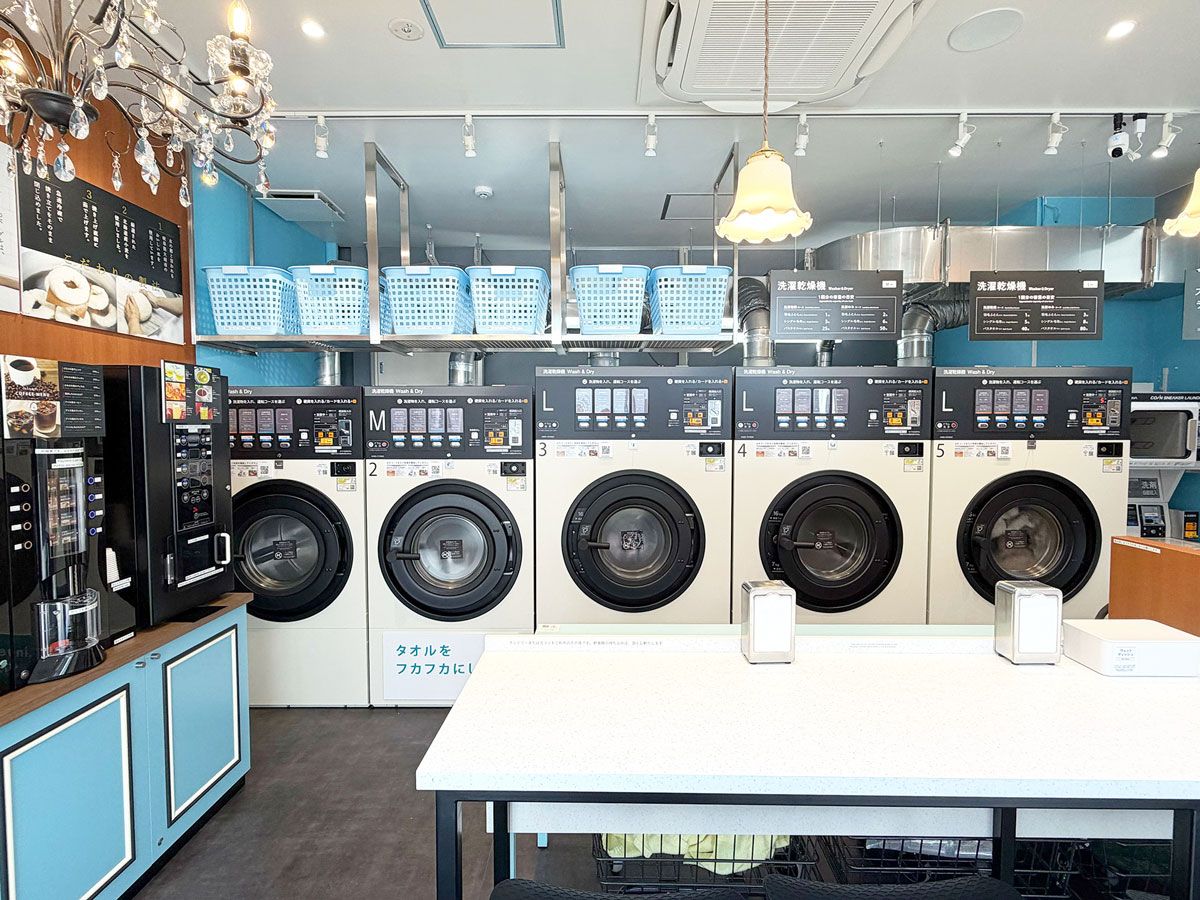 Shirofuwa Laundry 笹塚北_02.jpg